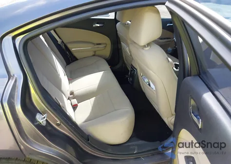 2014 Dodge Charger Se z USA, uszkodzony, nr VIN 2C3CDXBG2EH331660